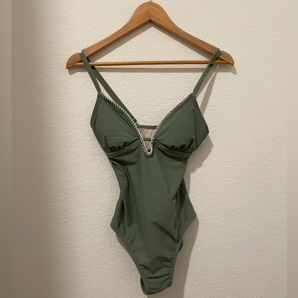 NWOT Kona Sol one piece bathing suit